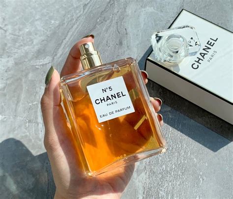 chanel 5 fragrantica